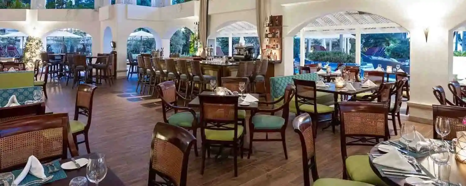 Colony Club by Elegant Hotels-1